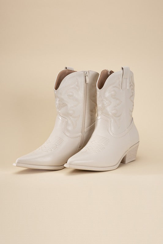 Tapered Toe Western Booties