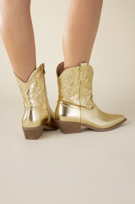 Tapered Toe Western Booties